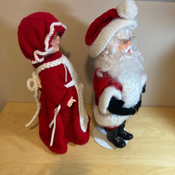 Vintage Santa and Mrs. Claus Crocheted Clothes - Picture 2 of 5